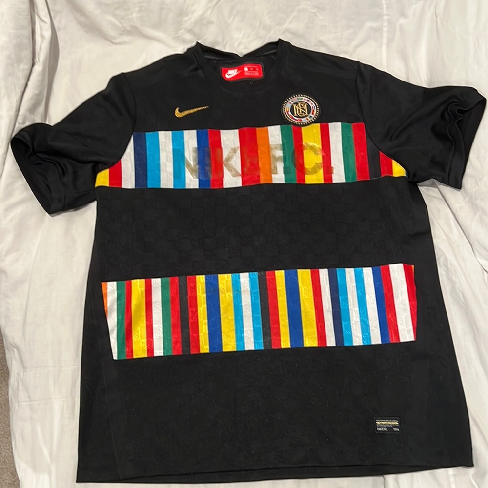 Men’s size XL Blake Nike FC shirt.